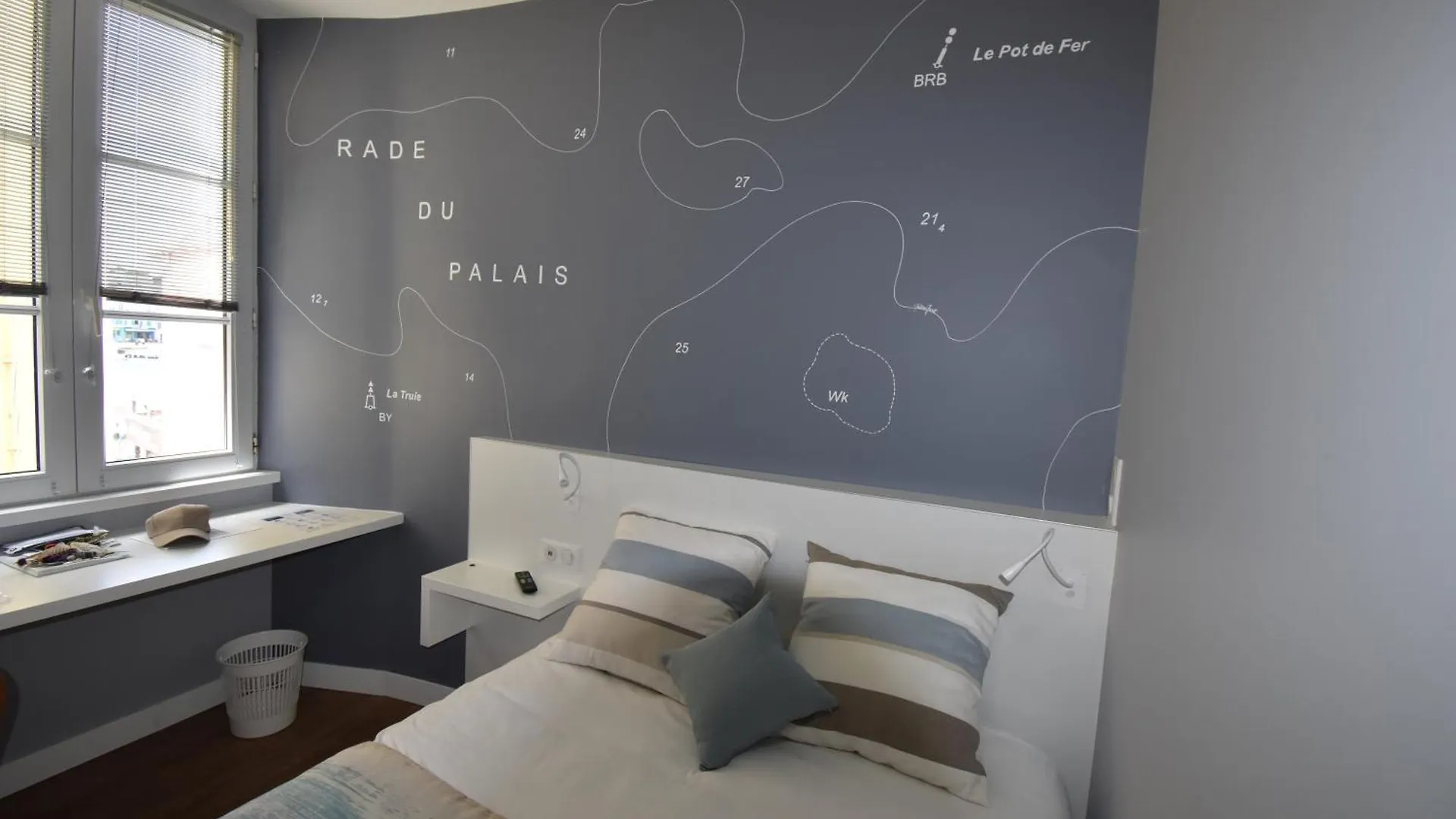 Hotel Atlantique Le Palais 2*,